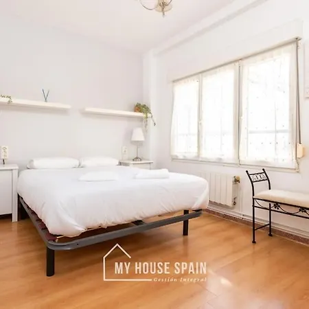 Myhousespain - Amplio Piso Cerca Del Centro アパート ヒホン