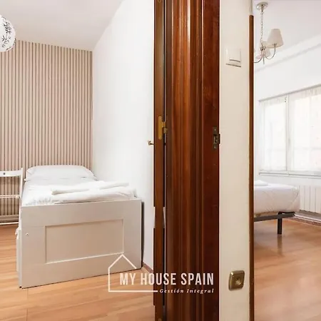 Apartment Myhousespain - Amplio Piso Cerca Del Centro