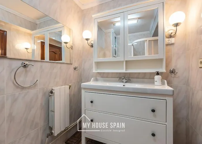 Myhousespain - Amplio Piso Cerca Del Centro גיחון