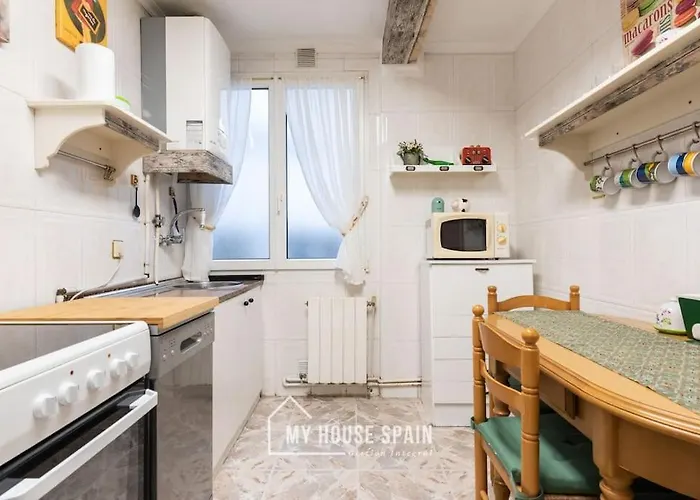 Myhousespain - Amplio Piso Cerca Del Centro *