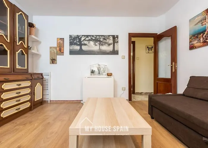 Myhousespain - Amplio Piso Cerca Del Centro גיחון