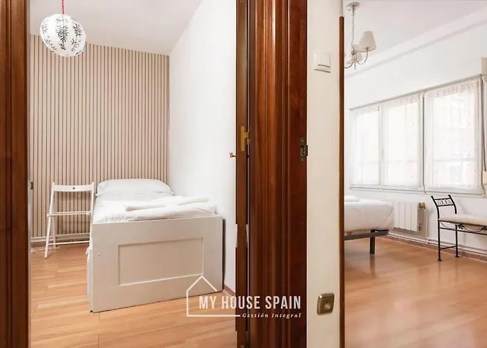 דירה Myhousespain - Amplio Piso Cerca Del Centro