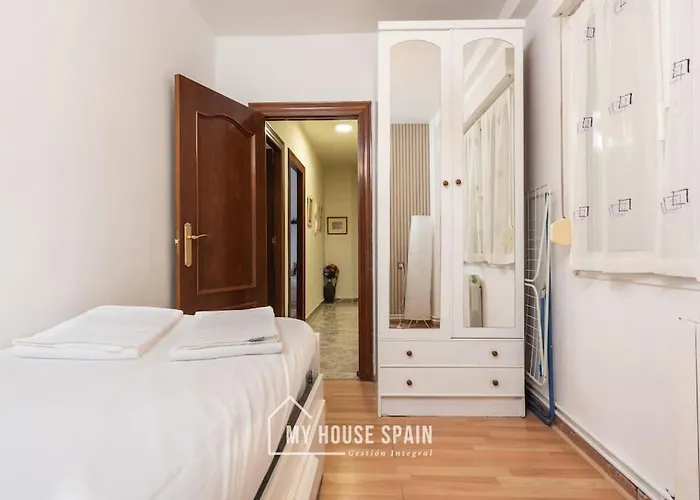 Myhousespain - Amplio Piso Cerca Del Centro * גיחון