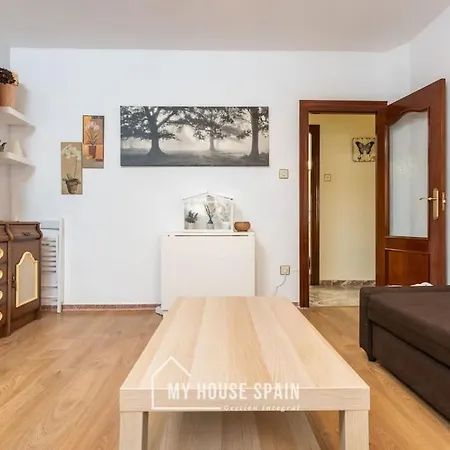 Myhousespain - Amplio Piso Cerca Del Centro גיחון